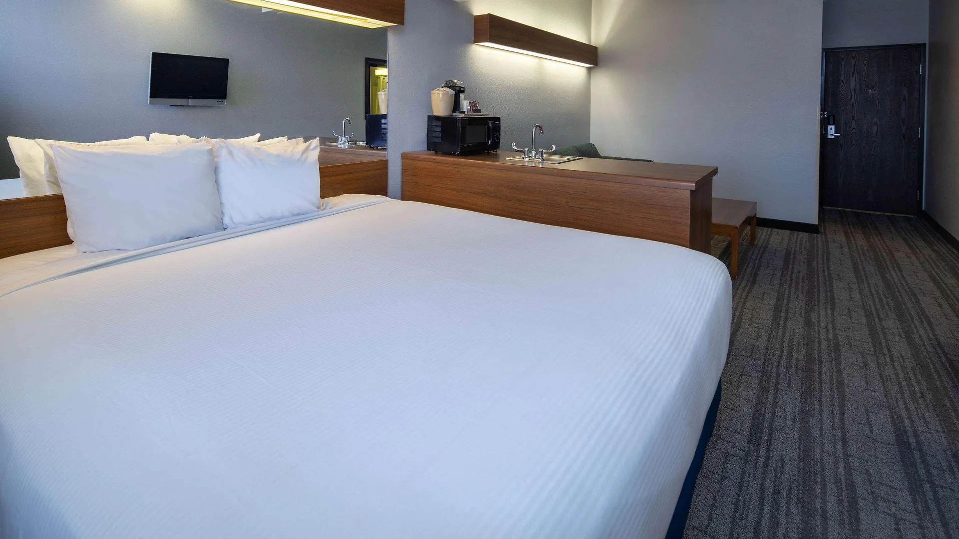 Baymont By Wyndham Las Vegas South Strip Hotel
